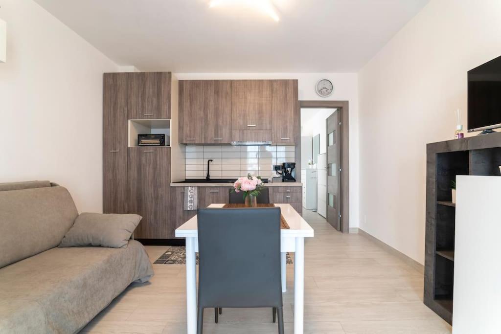 Appartamento Emma Con Piscina - Vista Mare"Tenuta Croce" Salerno Eksteriør bilde