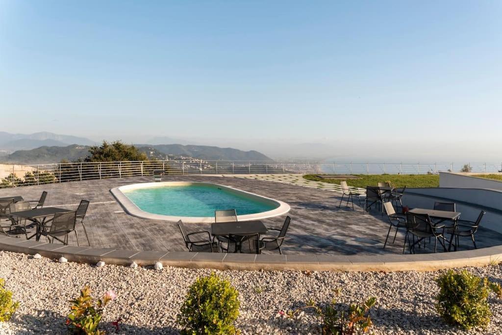 Appartamento Emma Con Piscina - Vista Mare"Tenuta Croce" Salerno Eksteriør bilde