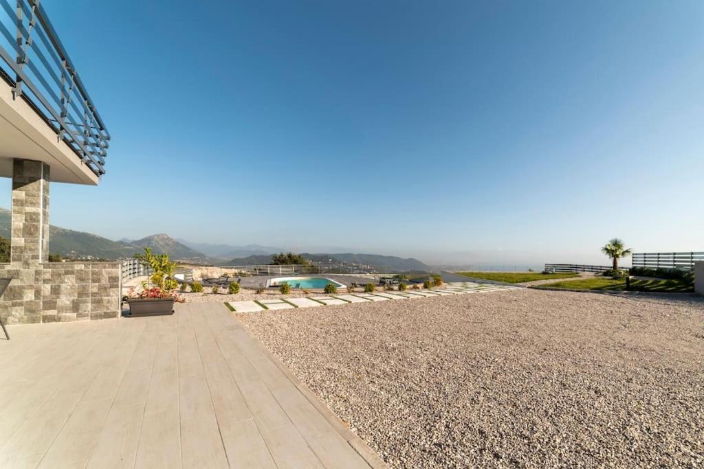Appartamento Emma Con Piscina - Vista Mare"Tenuta Croce" Salerno Eksteriør bilde
